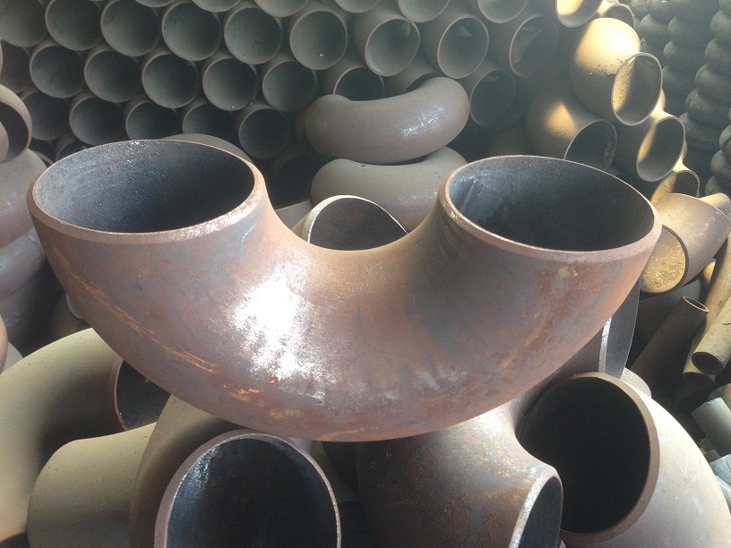 180度對(duì)焊彎頭